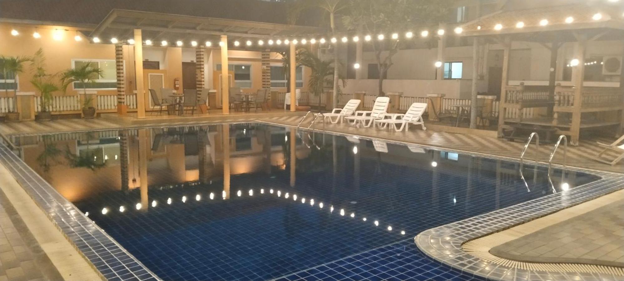 โรงแรมเตยา กรุงเทพ นานา กรุงเทพมหานคร ภายนอก รูปภาพ